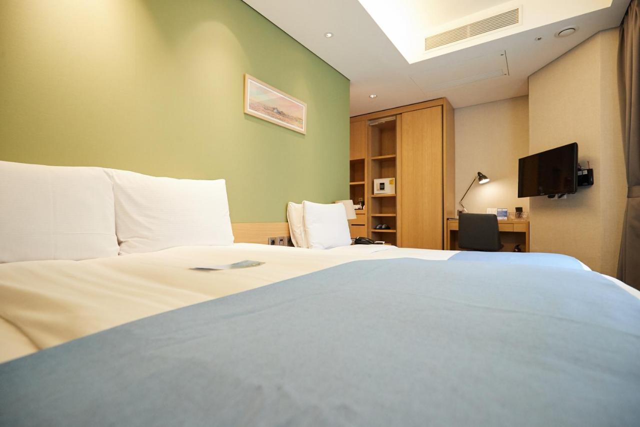 Days Hotel By Wyndham Seoul Myeongdong Exterior foto