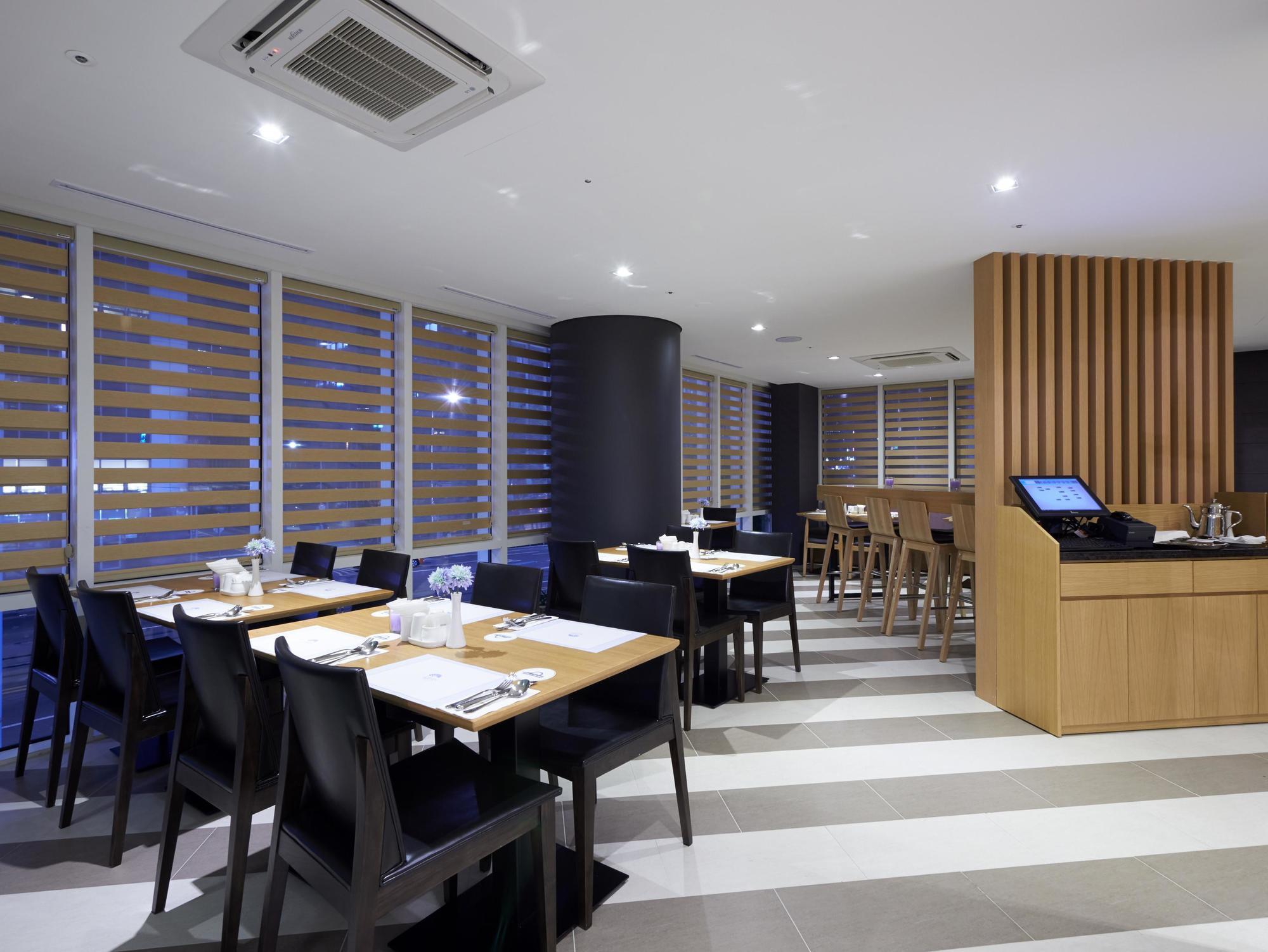 Days Hotel By Wyndham Seoul Myeongdong Exterior foto
