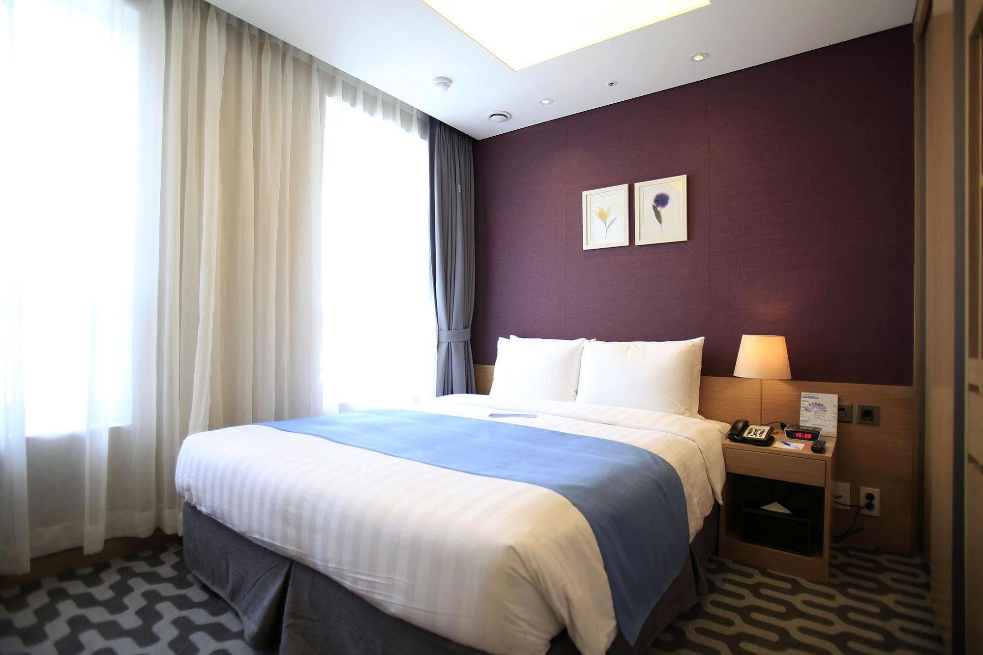 Days Hotel By Wyndham Seoul Myeongdong Exterior foto